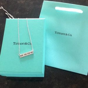 TIFFANY & CO Pierced Bar ATLAS Pendant